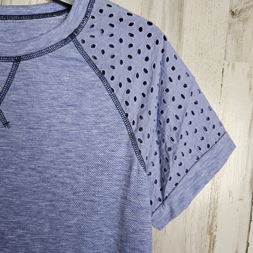 Women's Blue Short Eyelet Sleeve Casual Tee T-shirt NWOT Ladies Size Small - Picture 2 of 10